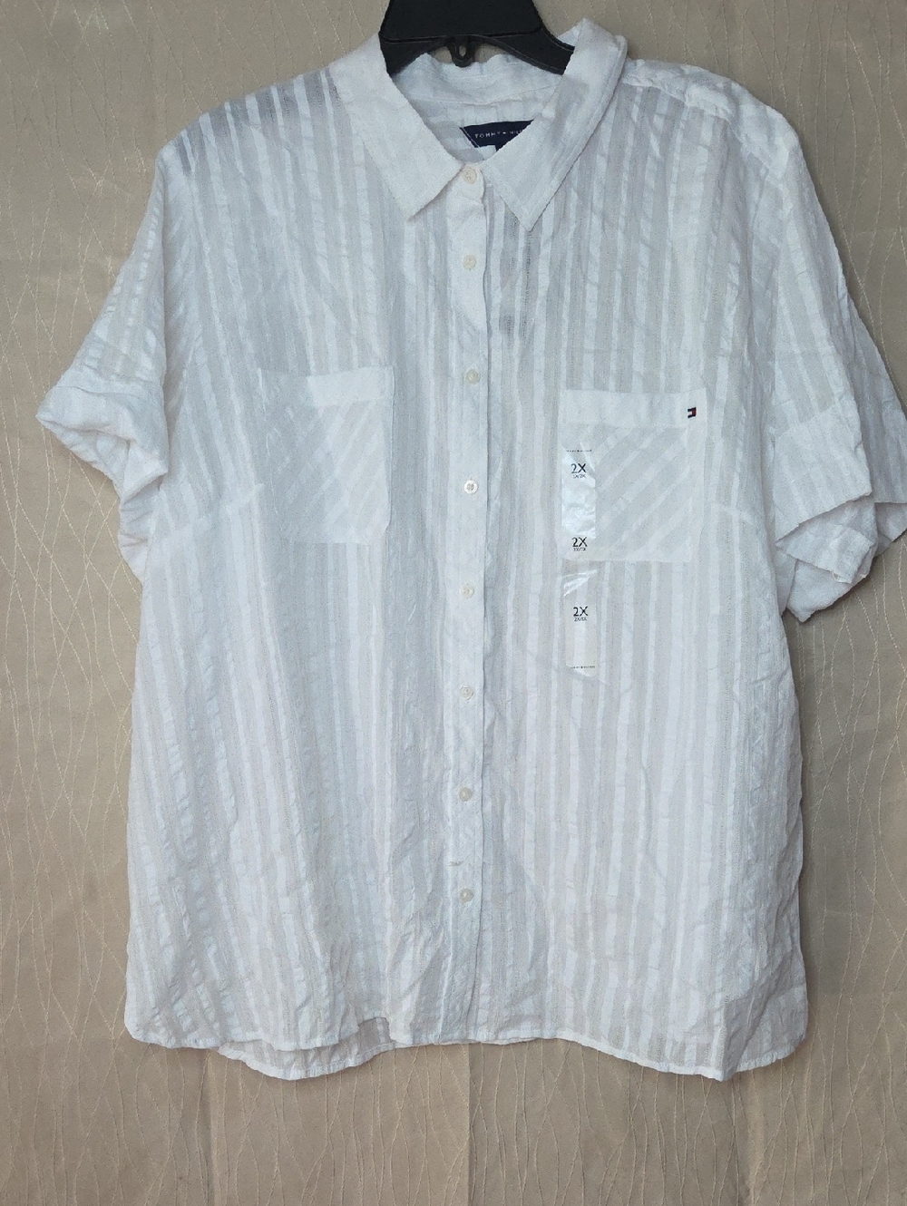 Tommy Hilfiger Women’s White Short-Sleeve Button-Down Stripe Camp Shirt